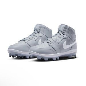 Nike Air Jordan 1 Retro MCS Wolf Grey Baseball Cleats (AV5354-003) Men Size 8.5